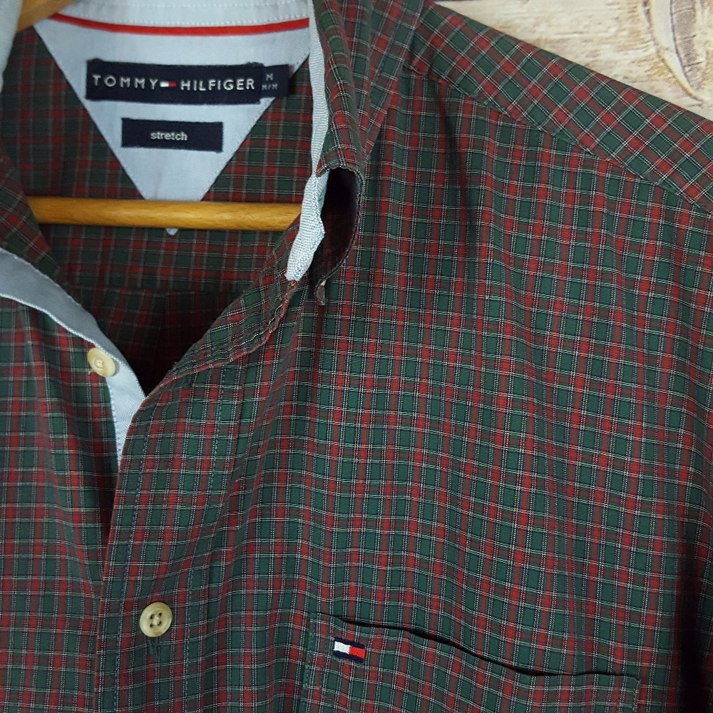 Tommy Hilfiger men's long sleeved shirt green/red